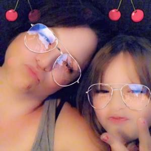 Meet your Posher, Angie